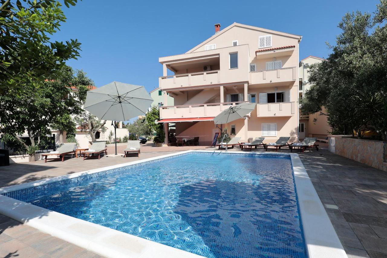 Villa Katarina Novalja Exterior foto